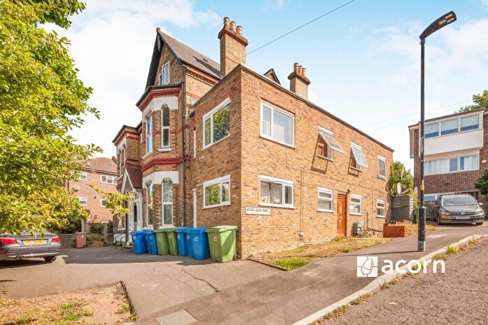 1 Bedroom Flat To Rent In Lordship Lane London, SE22