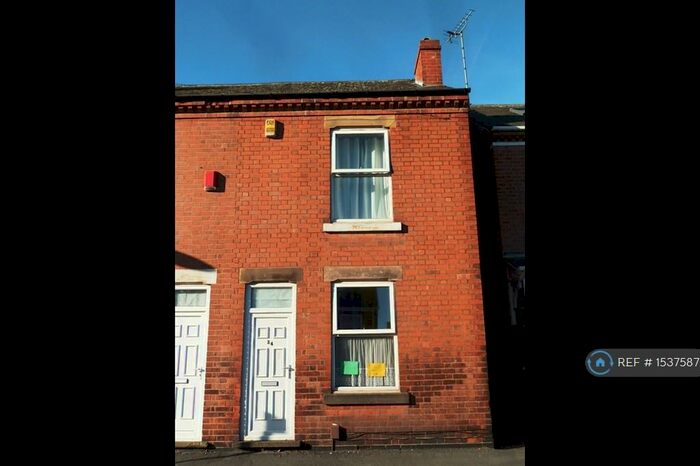 4 Bedroom Semi-Detached House To Rent In City Road, Nottingham, NG7
