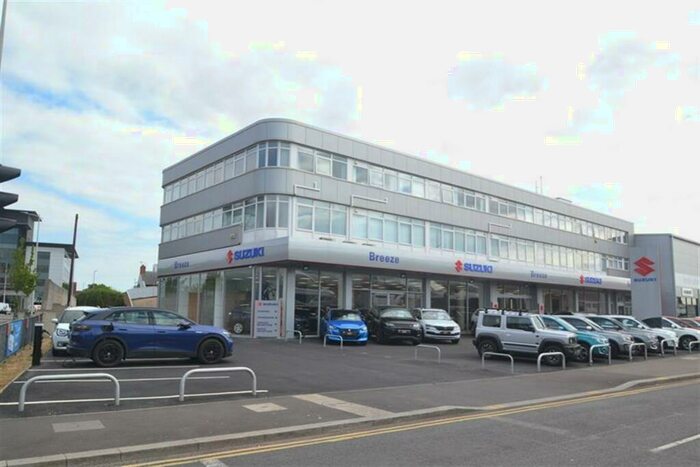 2 Bedroom Flat To Rent In Poole, BH15