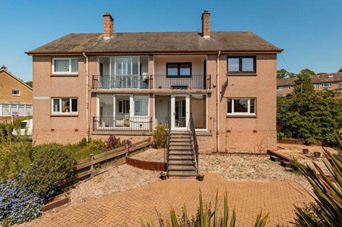 1 Bedroom Flat For Sale In / Rannoch Road, Edinburgh, EH4