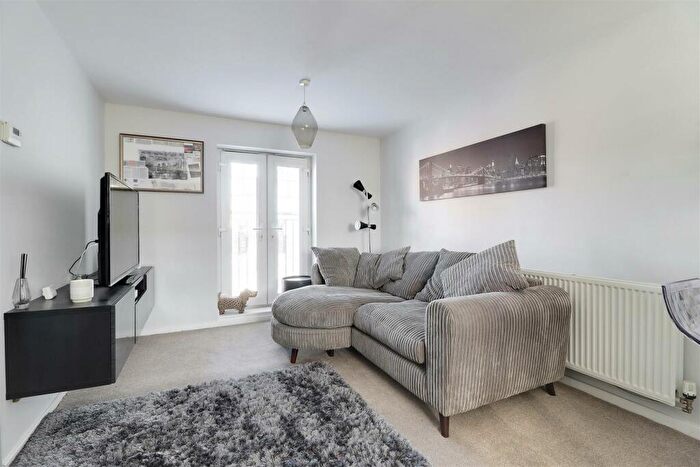 1 Bedroom Apartment For Sale In Husthwaite Road, Brough, HU15