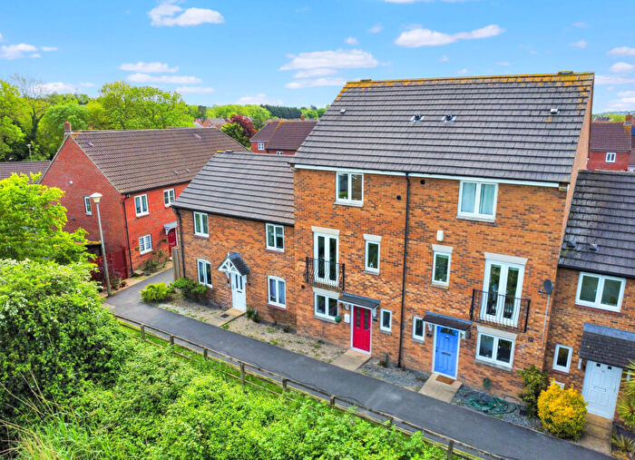 4 Bedroom Terraced House For Sale In The Copse, Weston-super-mare, BS22