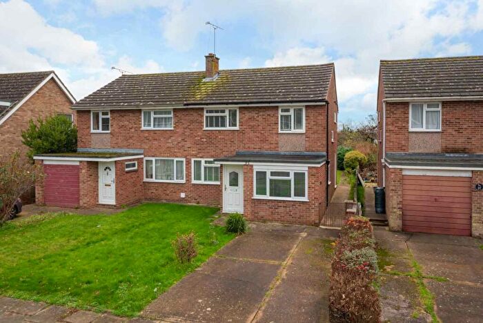 3 Bedroom Semi Detached House For Sale In Brockenhurst Close, Canterbury, CT2