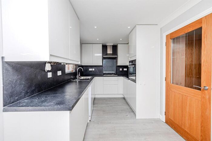 3 Bedroom Detached House To Rent In Horsley View, Hadrian Village, Wallsend, NE28