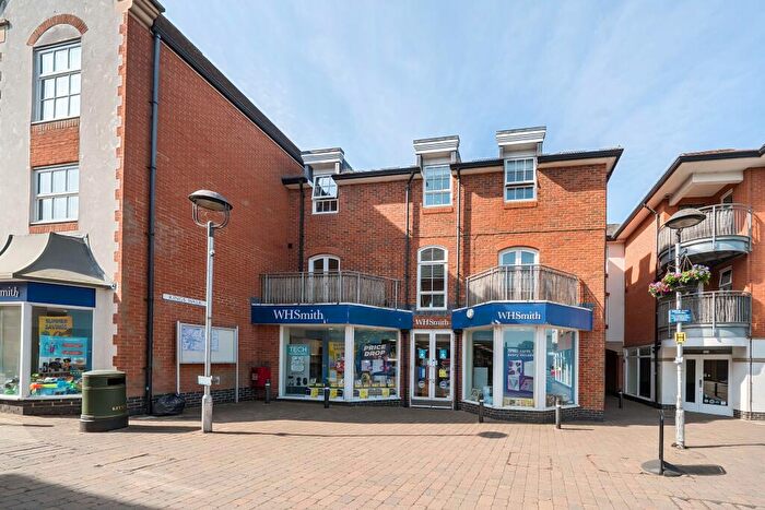 2 Bedroom Flat To Rent In Angel Walk, Limborough Road, Wantage, OX12