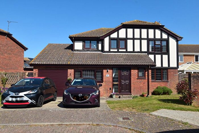 4 Bedroom Detached House For Sale In Melbury Mews, New Romney, TN28