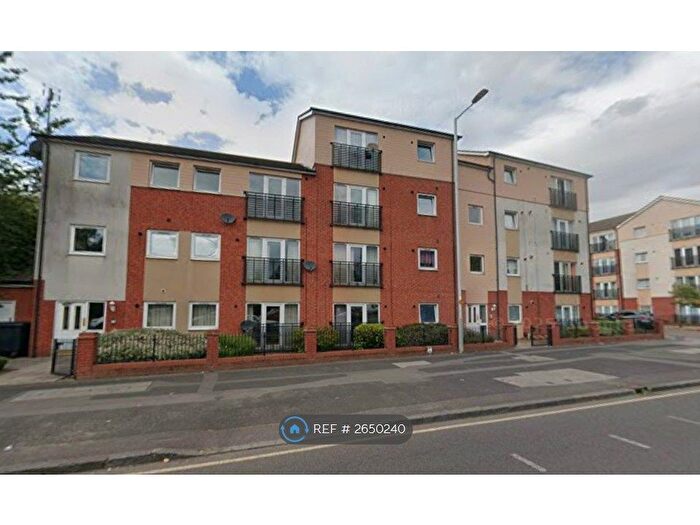 2 Bedroom Flat To Rent In Wednesfield Road, Wolverhampton, WV10