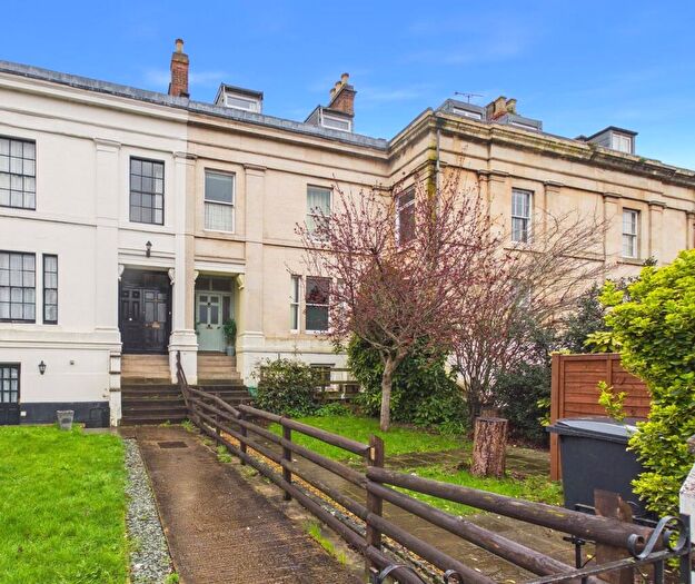 7 Bedroom Terraced House For Sale In Bristol Road, Gloucester, Gloucestershire, GL1