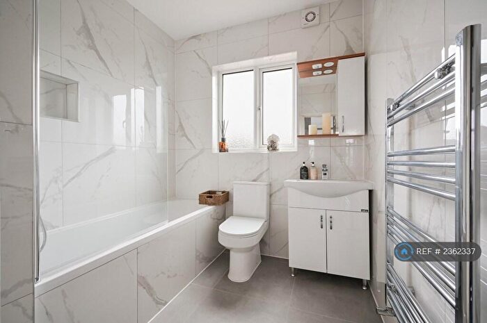 4 Bedroom Terraced House To Rent In Great Cambridge Road, London, N18