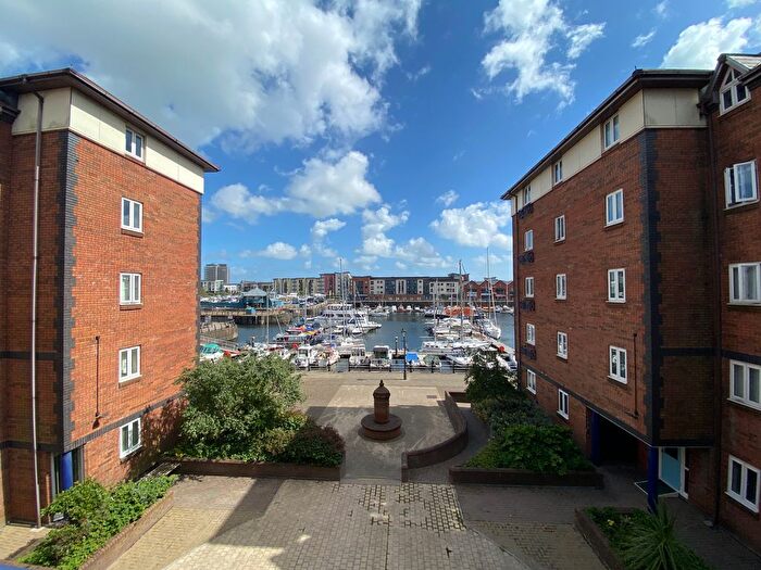 3 Bedroom Flat To Rent In Mannheim Quay, Swansea, SA1