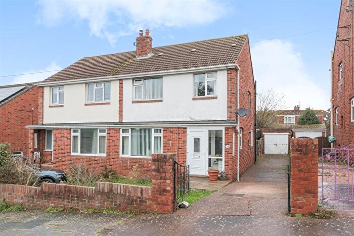 3 Bedroom Semi Detached House For Sale In West Garth Road, Exeter, EX4