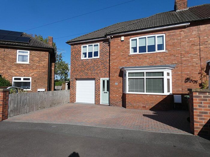 3 Bedroom Semi-Detached House For Sale In Eastlea Avenue, Bishop Auckland, DL14
