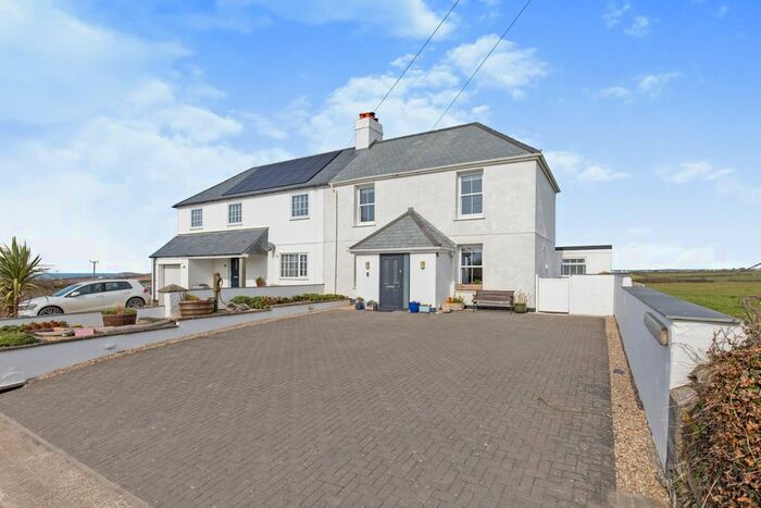 3 Bedroom Semi-Detached House For Sale In Trevean Lane, St. Merryn, Padstow, Cornwall, PL28
