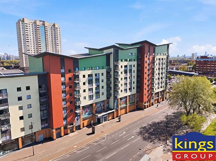 2 Bedroom Flat For Sale In Methven Court, Edmonton, N9