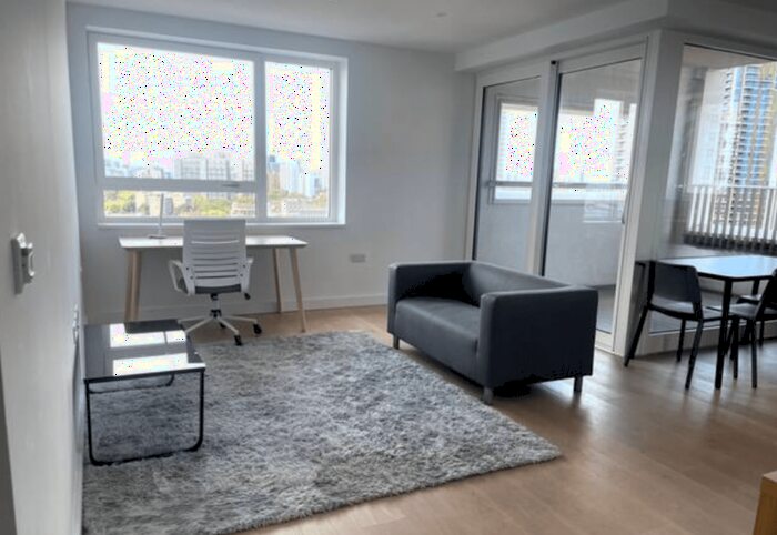 2 Bedroom Apartment To Rent In Heygate Street, London, SE17