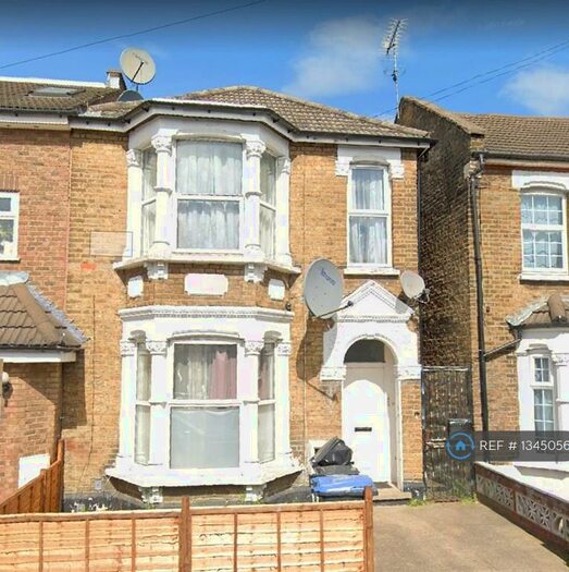 1 Bedroom Flat To Rent In Grosvenor Road, London, N9