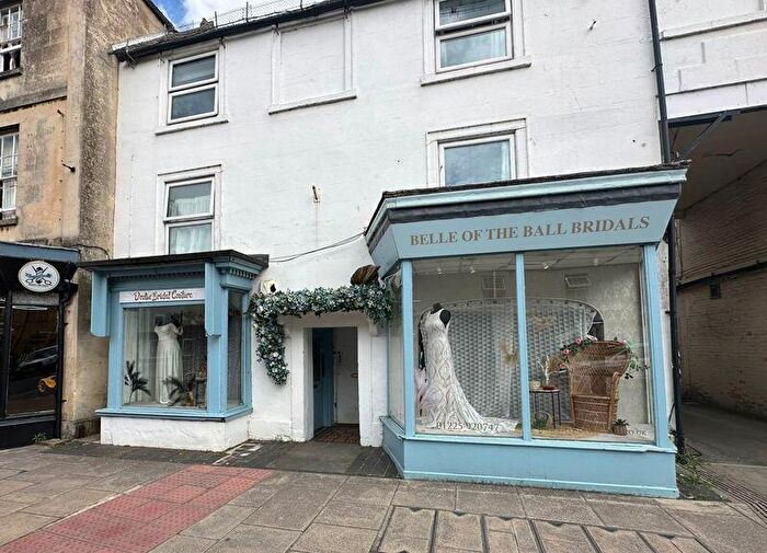 Shop To Rent In High Street, Melksham, SN12
