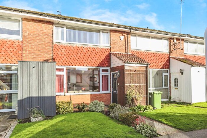 2 Bedroom Terraced House For Sale In Norris Hill Drive, Heaton Norris, Stockport, SK4