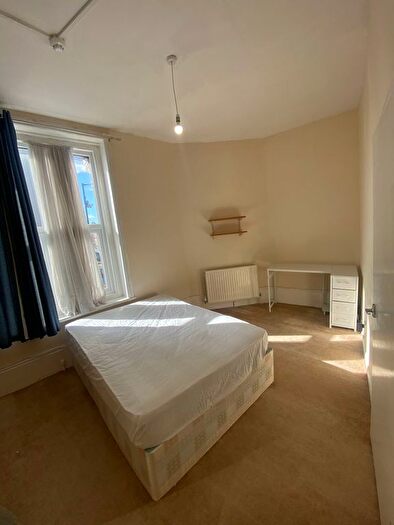 1 Bedroom Flat To Rent In Willesden Lane, London, NW6