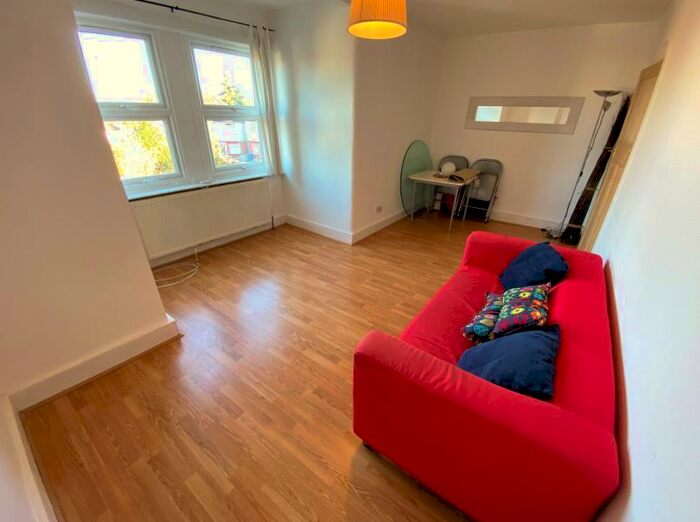 1 Bedroom Flat To Rent In Eversleigh Road, Finchley, N3