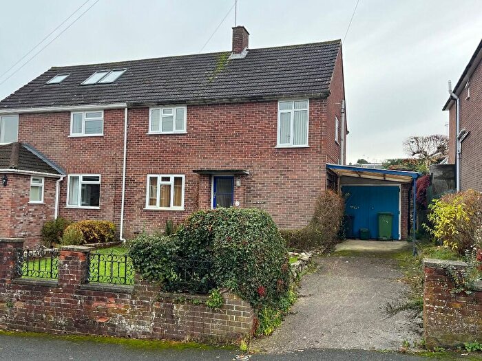3 Bedroom Semi Detached House For Sale In Croft Road, Newbury, RG14