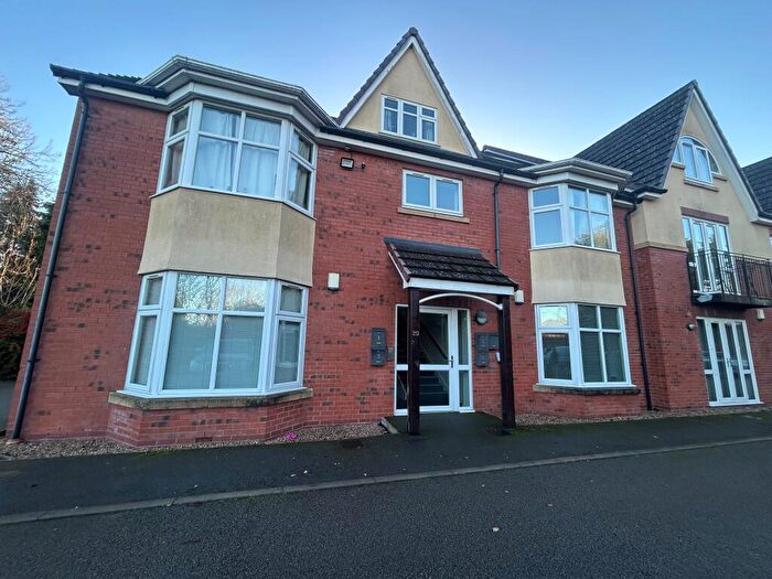 3 Bedroom Apartment To Rent In Church View, Selly Oak. Birmingham., B29