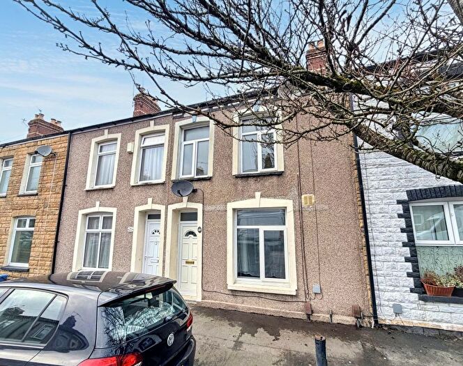 3 Bedroom Terraced House For Sale In Rolls Street, Cardiff, South Glamorgan, CF11