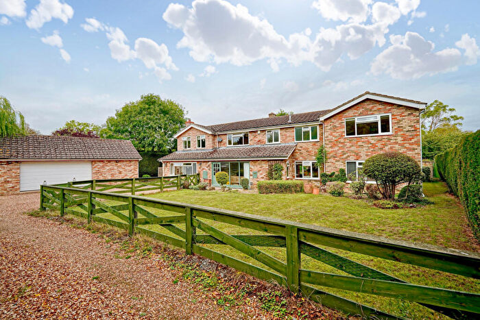 5 Bedroom Detached House For Sale In High Street, Graveley, PE19