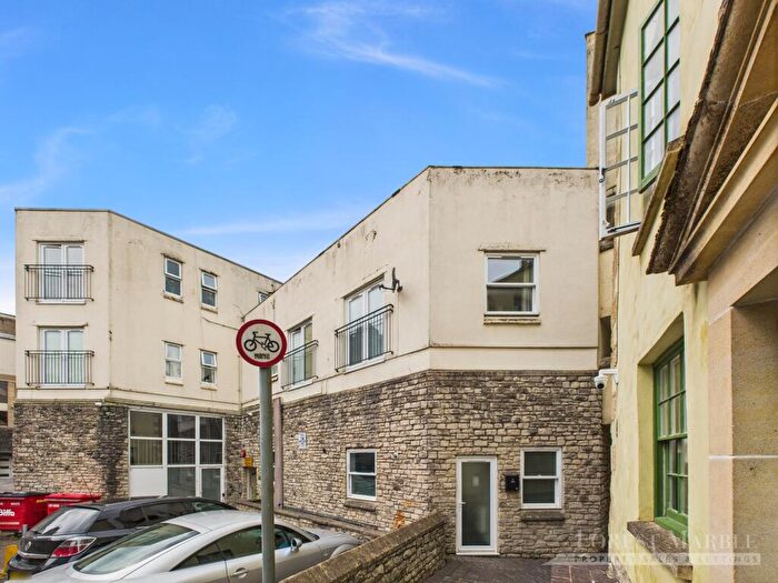 2 Bedroom Apartment For Sale In Peter Street, Shepton Mallet, BA4