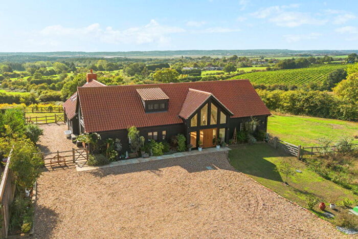 4 Bedroom Barn Conversion For Sale In Hackmans Lane, Purleigh, Chelmsford, CM3
