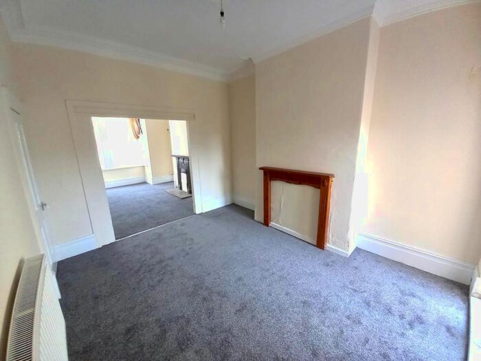 4 Bedroom Terraced House To Rent In Cheverton Avenue, Withernsea, HU19