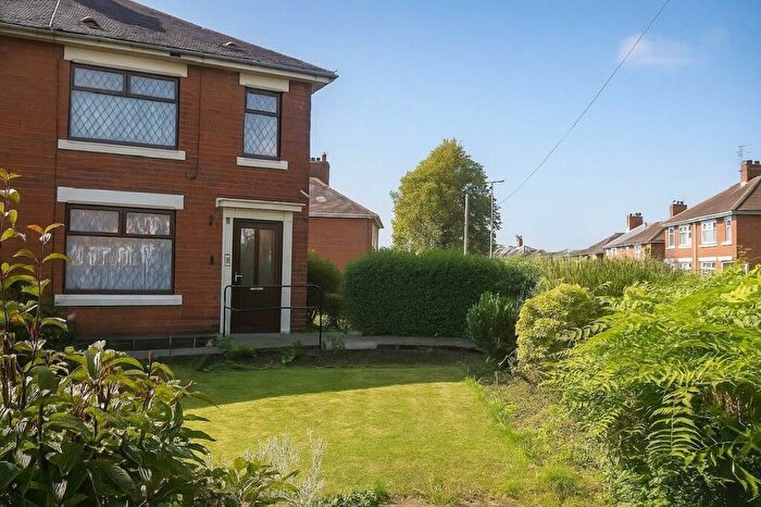 2 Bedroom Semi-Detached House To Rent In Gordon Road, Stoke-on-Trent, ST6