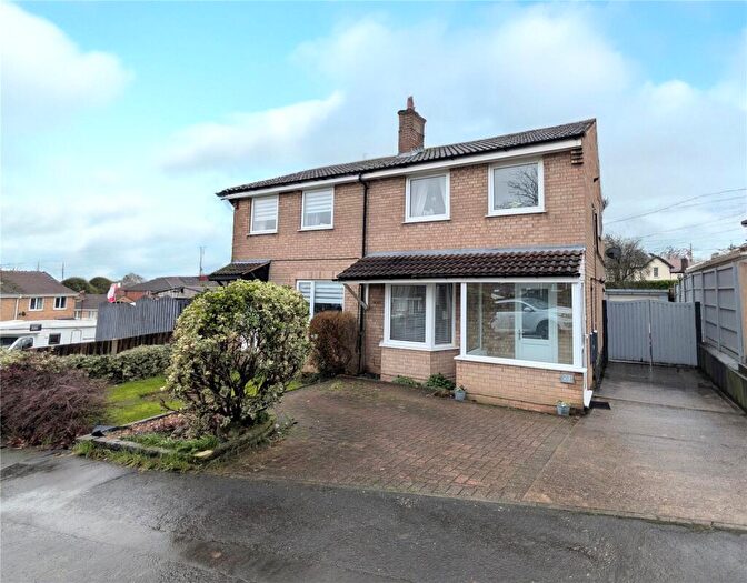 3 Bedroom Semi Detached House For Sale In Leen Valley Drive, Shirebrook, Mansfield, NG20