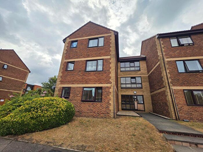 1 Bedroom Flat To Rent In Roots Hall Drive, Southend-On-Sea, SS2