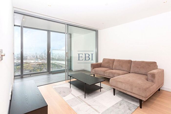 1 Bedroom Flat For Sale In Landmark Pinnacle, Marsh Wall, Canary Wharf, E14