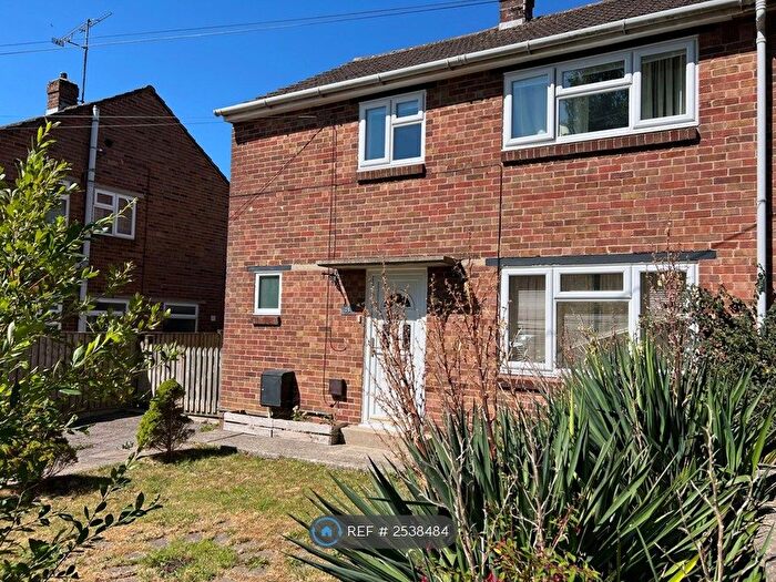 3 Bedroom Semi-Detached House To Rent In Monmouth Road, Yeovil, BA21