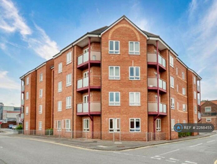 2 Bedroom Flat To Rent In Hassells Bridge, Keele, ST5
