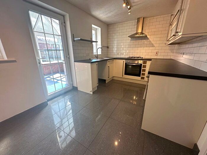 3 Bedroom Detached House To Rent In Ailesbury Road, Ampthill, MK45