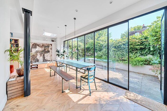 2 Bedroom House To Rent In Grove Lane, Denmark Hill, London, SE5