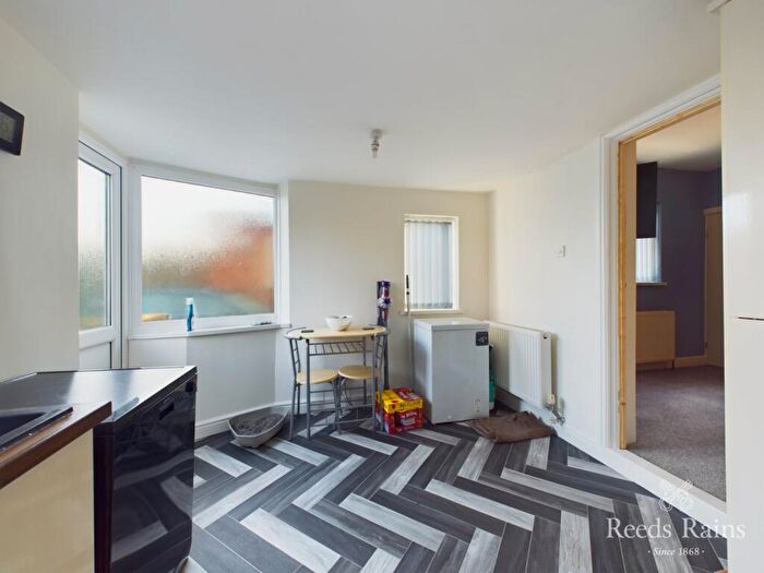 2 Bedroom Semi-Detached House For Sale In Goddard Avenue, Hull, East Riding Of Yorkshi, HU5
