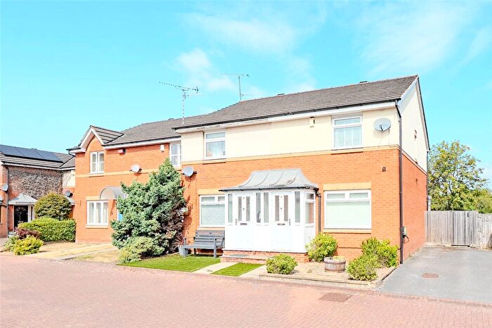 3 Bedroom End Of Terrace House For Sale In Swinnow Close, Leeds, West Yorkshire, LS13