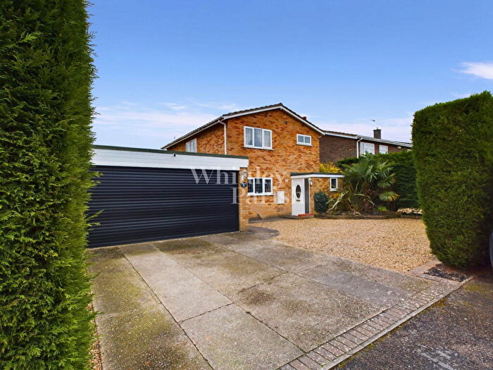 4 Bedroom Detached House For Sale In Lewis Drive, Roydon, IP22