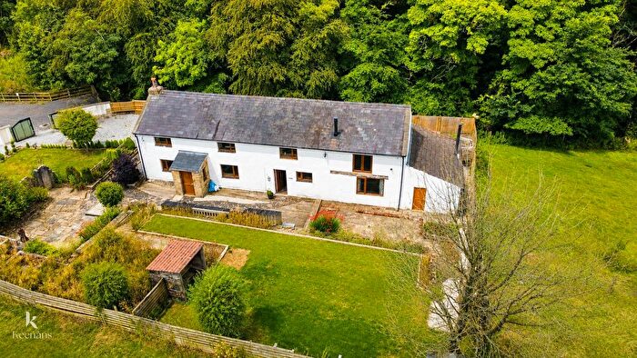 Property For Sale In Bell Lane, Clayton Le Moors, BB5