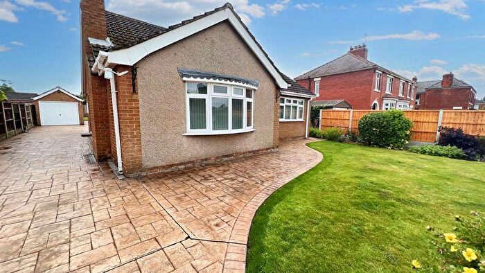 3 Bedroom Detached Bungalow To Rent In Battle Green, Doncaster, DN9