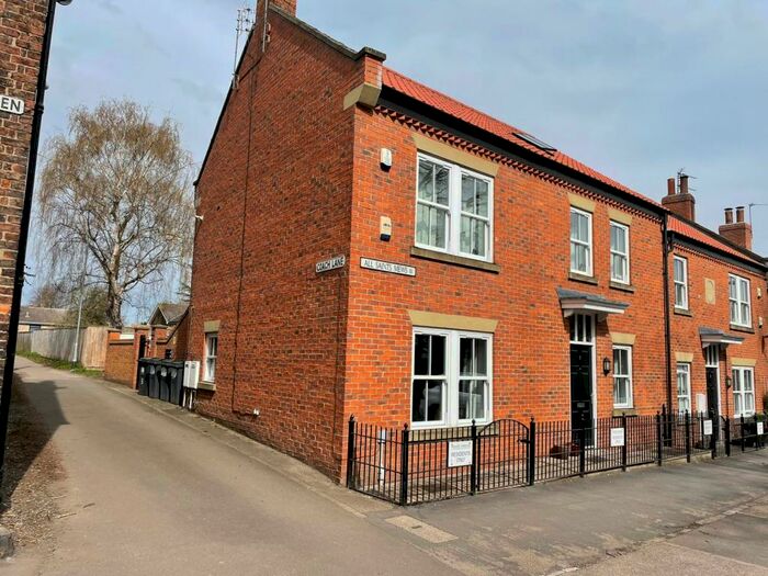 2 Bedroom Flat To Rent In All Saints Mews/ Hurworth - Darlington, DL2