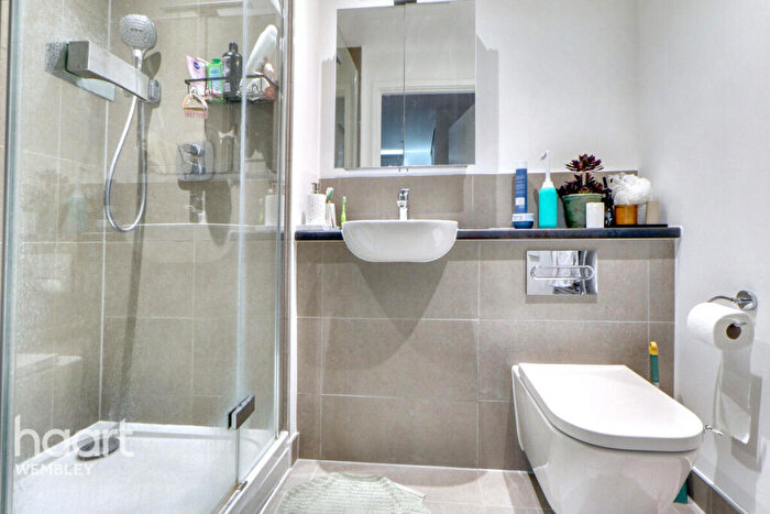 2 Bedroom Apartment For Sale In Wembley Park, HA9