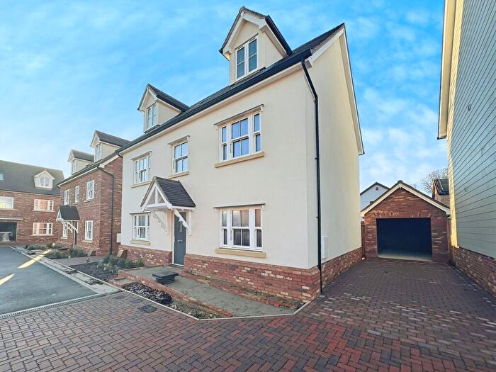 5 Bedroom Detached House For Sale In Hatfield Road, Witham, CM8