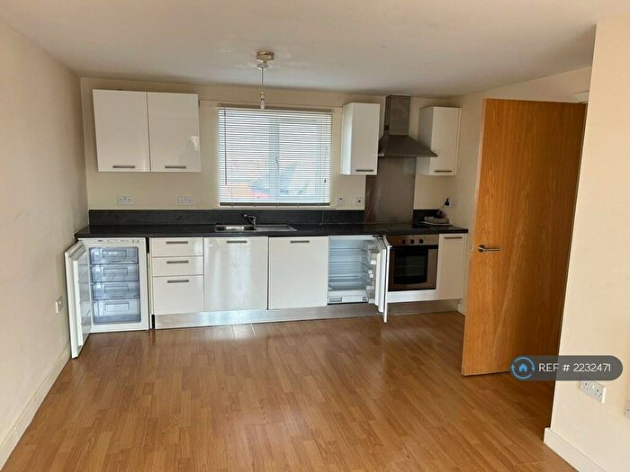 2 Bedroom Flat To Rent In Stewartby Avenue, Hampton Vale, Peterborough, PE7