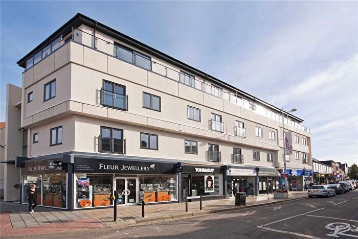 1 Bedroom Flat To Rent In Church Street, Walton Upon Thames, KT12