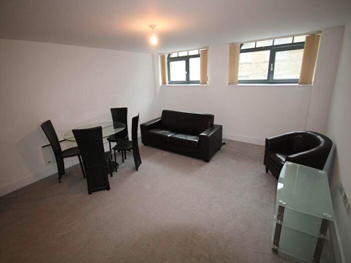1 Bedroom Flat To Rent In Woolston Warehouse, Grattan Road, Bradford, BD1